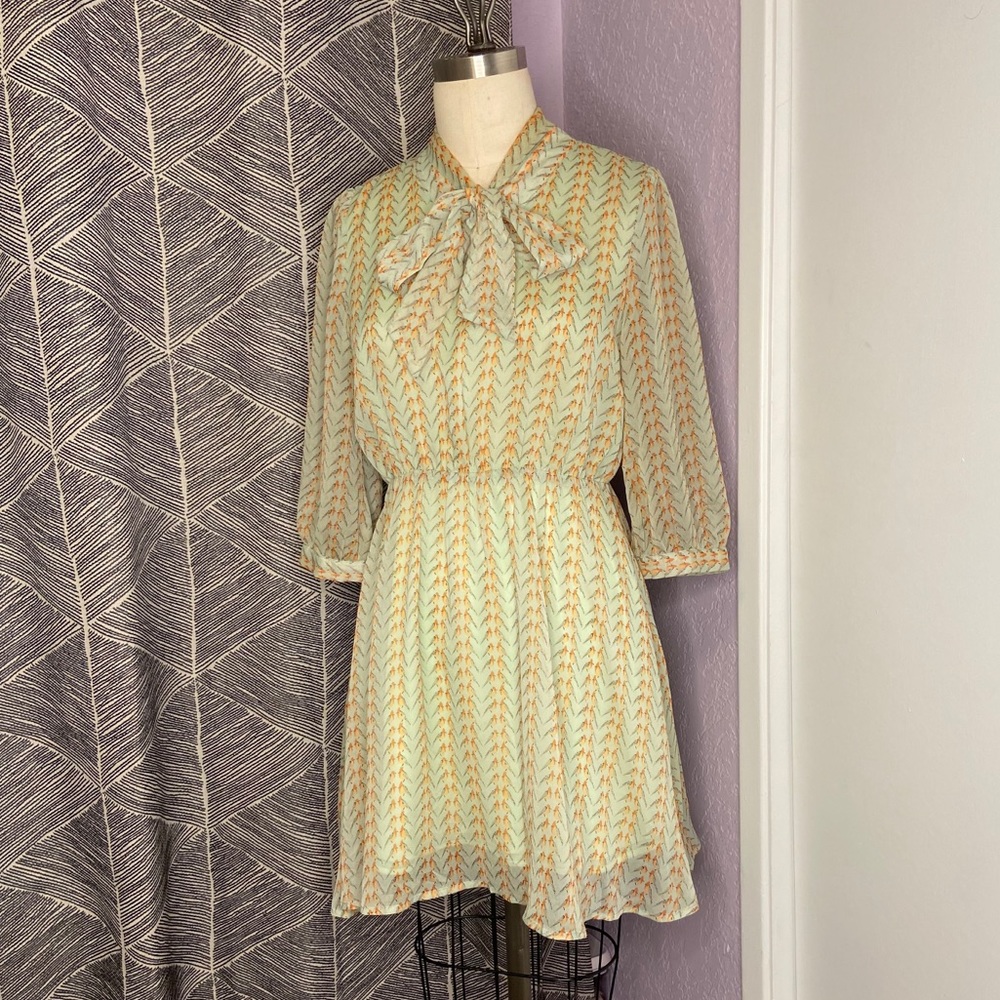 Alice Moon 3/4 sleeve chiffon dress.